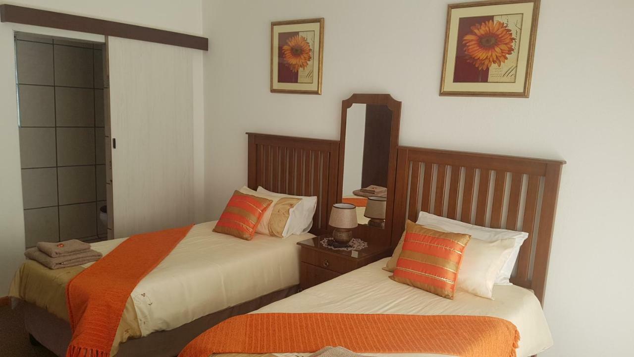 Karoo View Guesthouse Cradock Eksteriør bilde