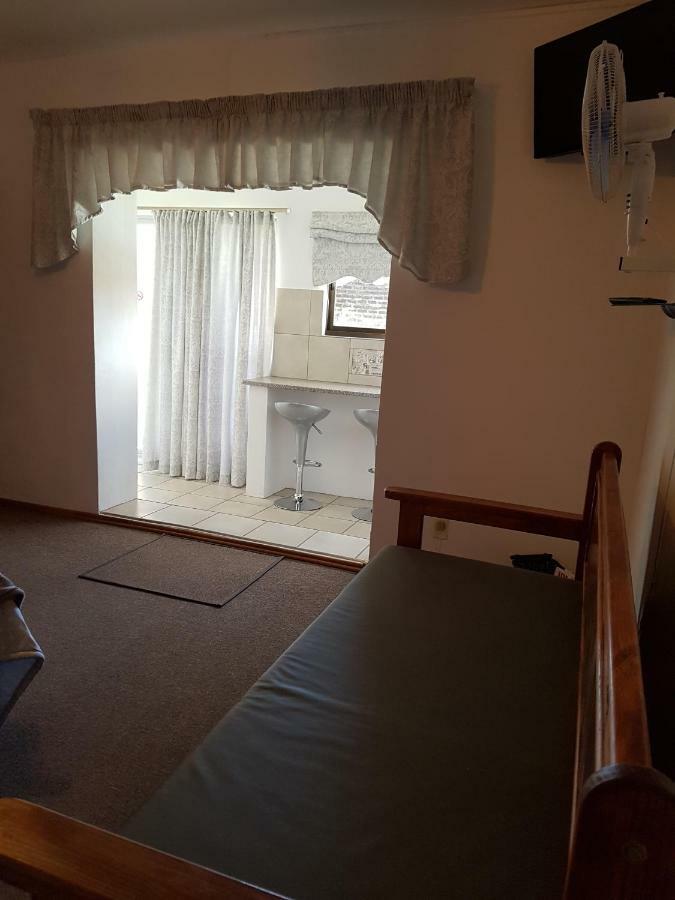 Karoo View Guesthouse Cradock Eksteriør bilde