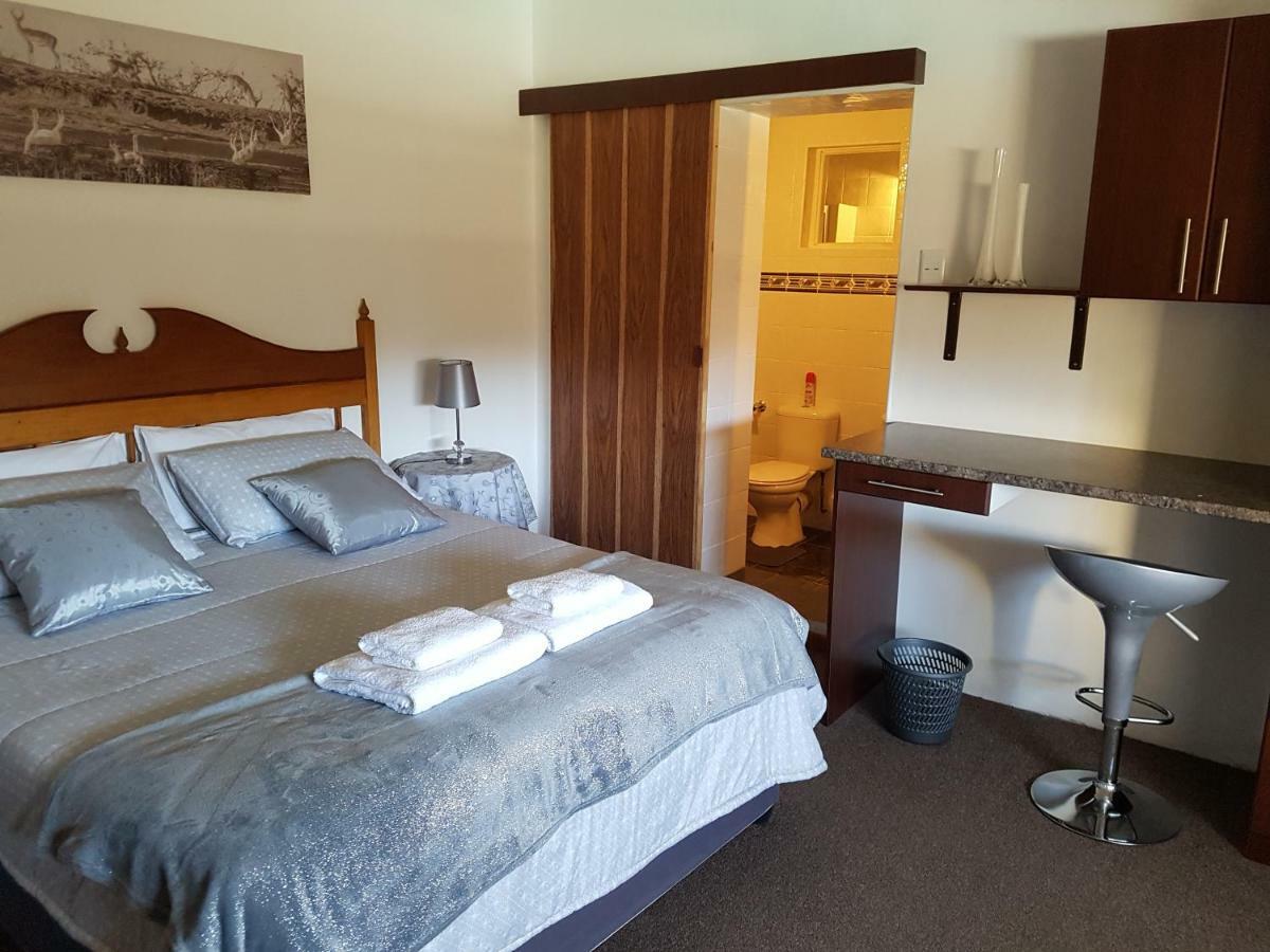 Karoo View Guesthouse Cradock Eksteriør bilde