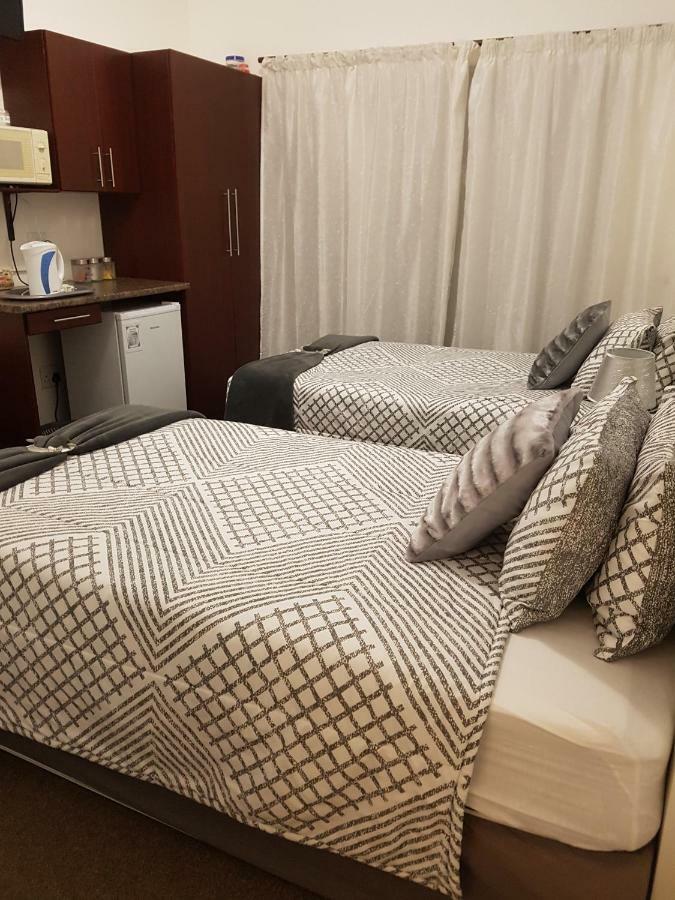 Karoo View Guesthouse Cradock Eksteriør bilde